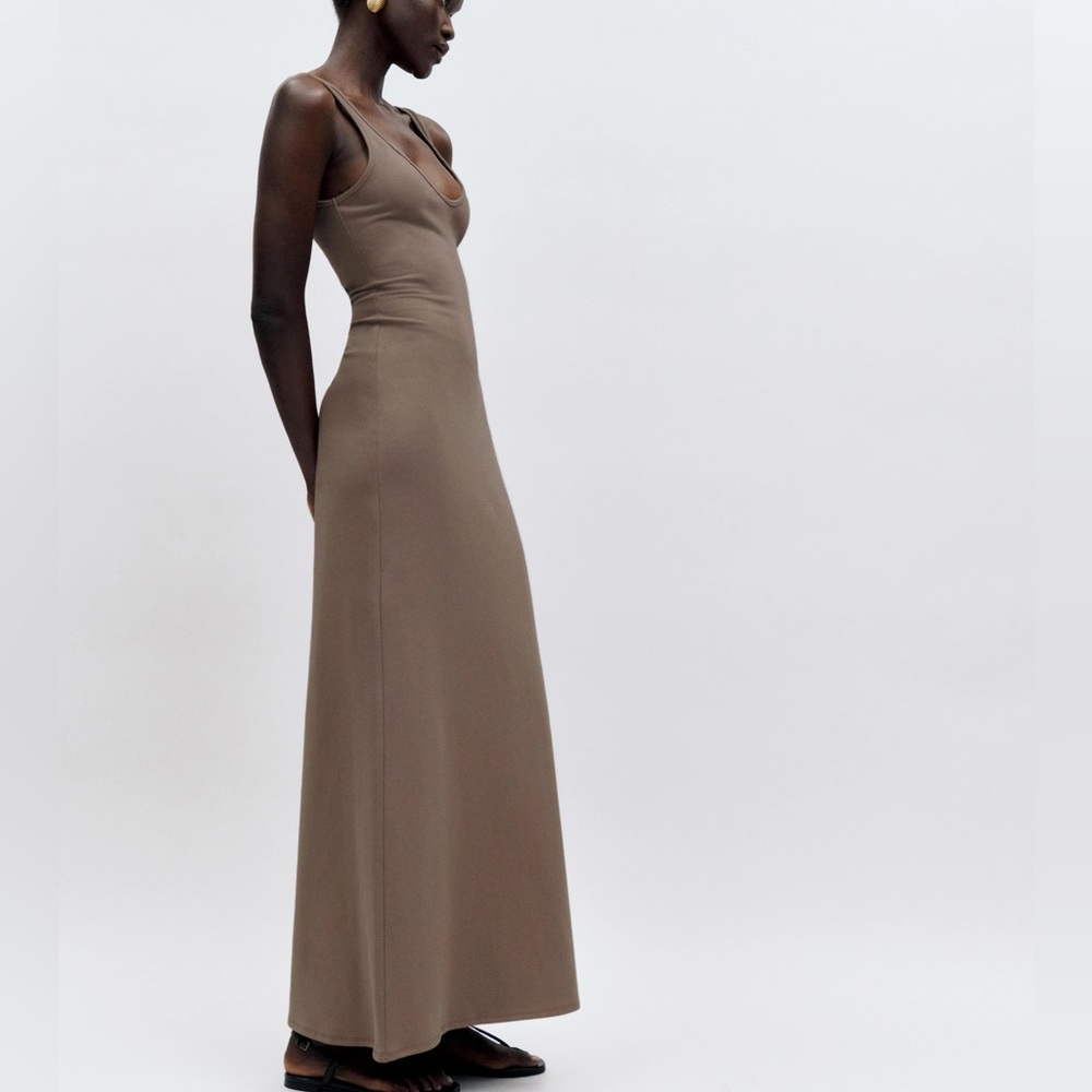 Reformation Tyra Knit Dress in Shitake